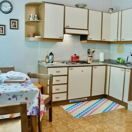 Al Sole Di Tss' - Cozy Apartment A 20 Metri Dal Lago Di Caldonazzo - Perfetto Per Coppie A Calceranica Al Lago Luaran gambar