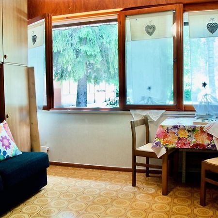 Al Sole Di Tss' - Cozy Apartment A 20 Metri Dal Lago Di Caldonazzo - Perfetto Per Coppie A Calceranica Al Lago Luaran gambar