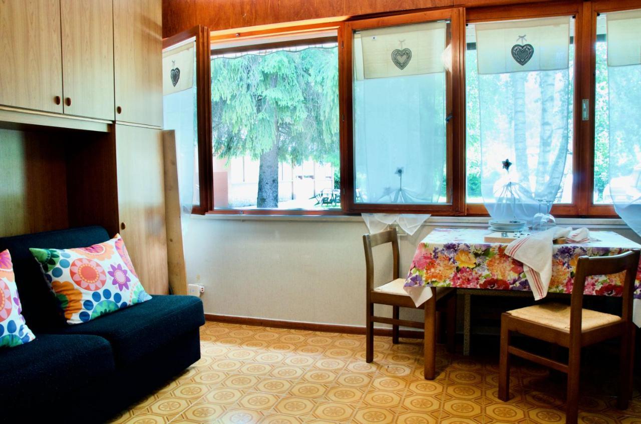 Al Sole Di Tss' - Cozy Apartment A 20 Metri Dal Lago Di Caldonazzo - Perfetto Per Coppie A Calceranica Al Lago Luaran gambar